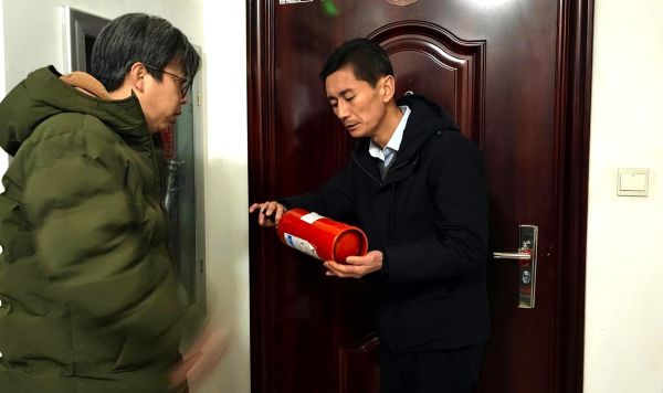 刘旭东在兴隆佳苑检查高层建筑消防安全工作