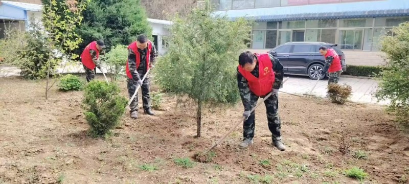 党员聚力显担当 净化环境美家园——后河保护站党支部开展主题党日活动